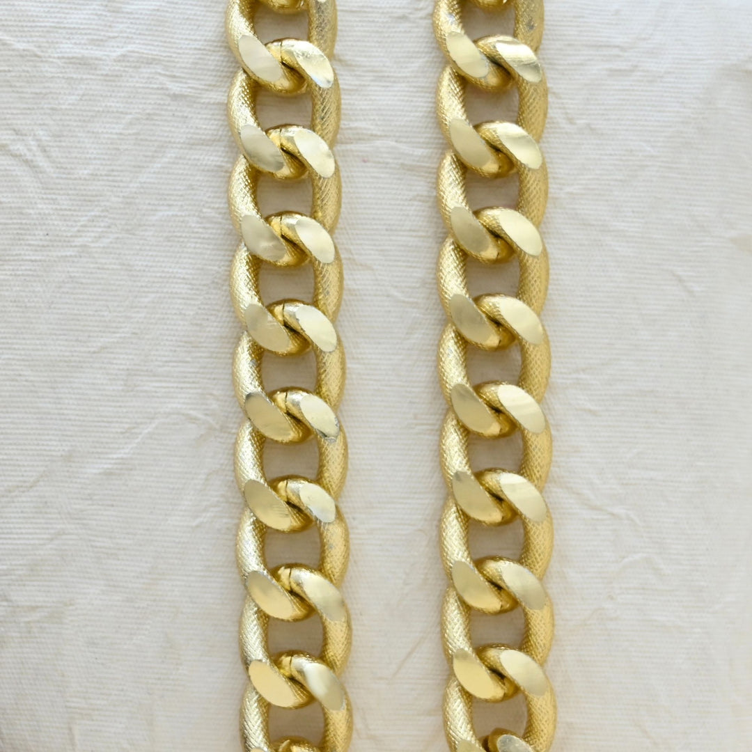 Aluminium Chain | Size : W-22mm H-28mm | Qty : 1mtr | JT-13-37-8