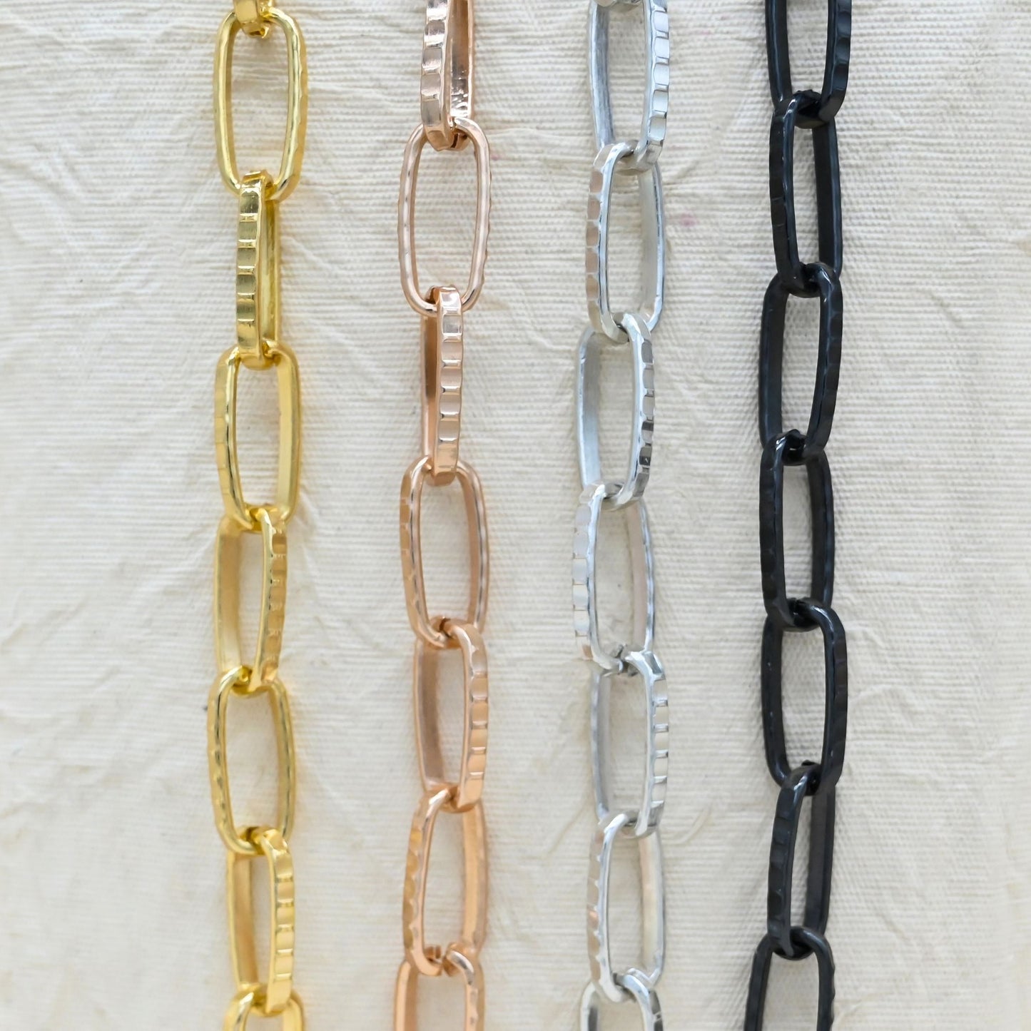 Aluminium Chain | Size : W-13mm H-28mm | Qty : 1mtr | JT-19-35-29