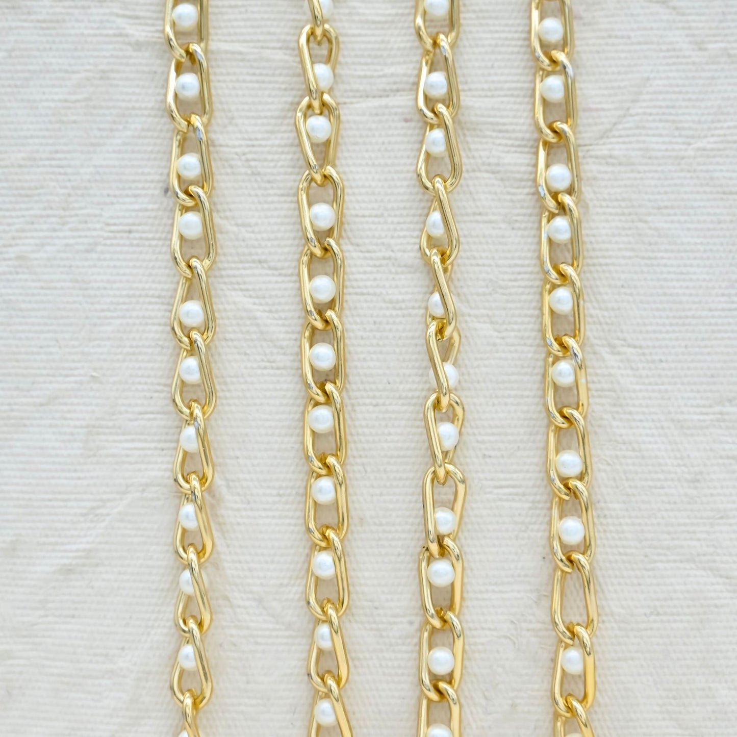 Aluminium Chain | Size : W-6mm H-13mm | 1mtr | JT-9-35-7