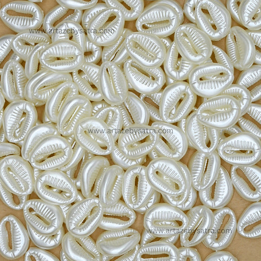 White Cowrie Shell Plastic Pearl Beads | Size : 17mm | PPB106