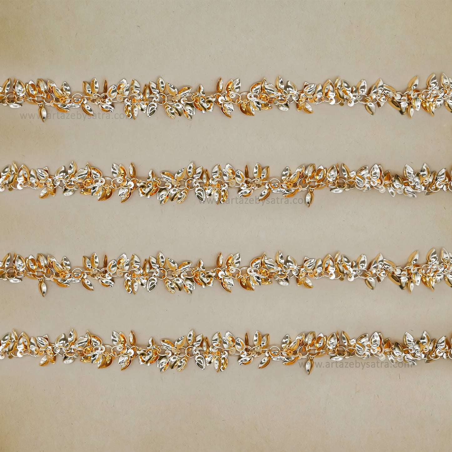 Small Leaves Shape Iron Chain | Qty : 1mtr | IC32