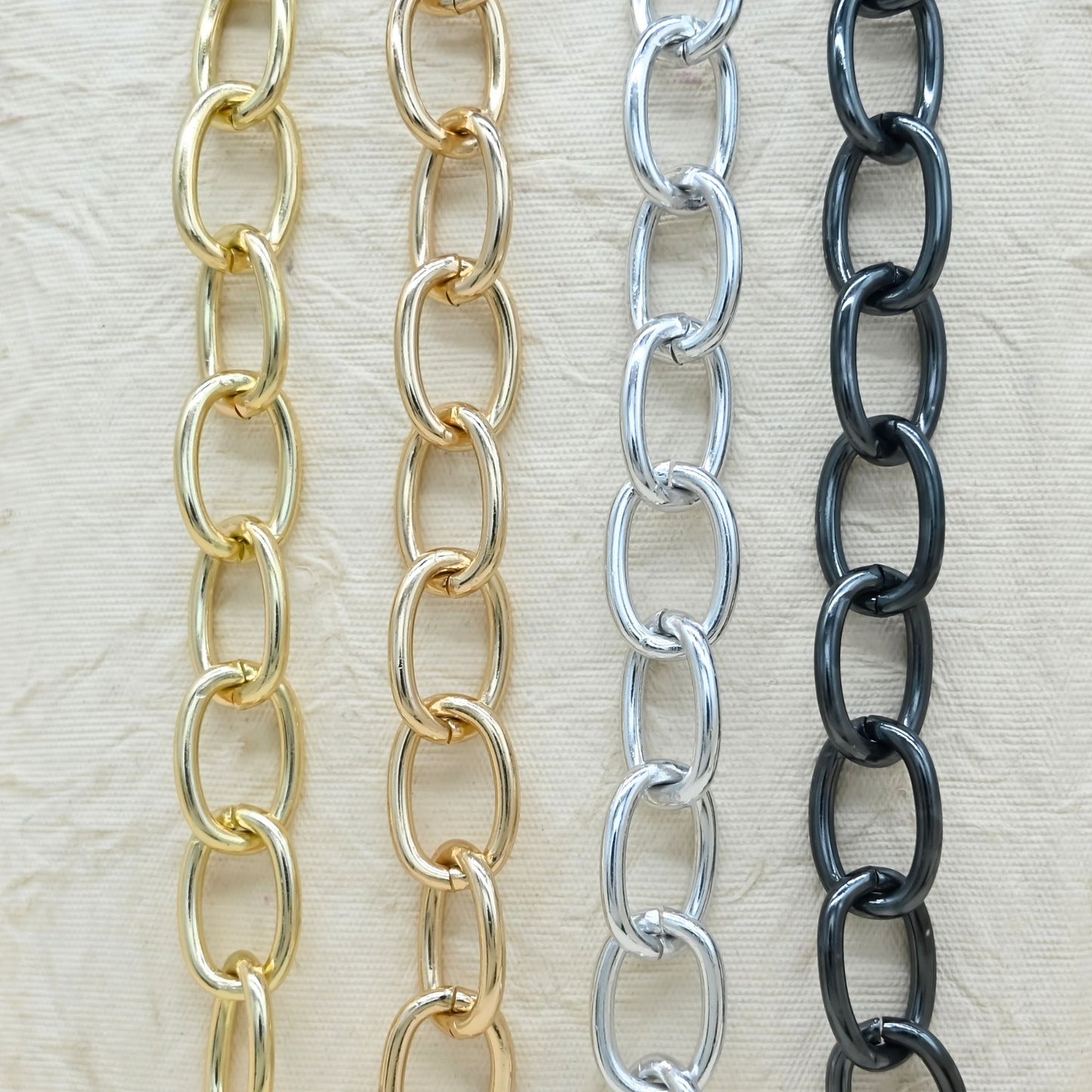 Aluminium Chain | Size : W-19mm H-27mm | Qty : 1mtr | JT-19-35-32