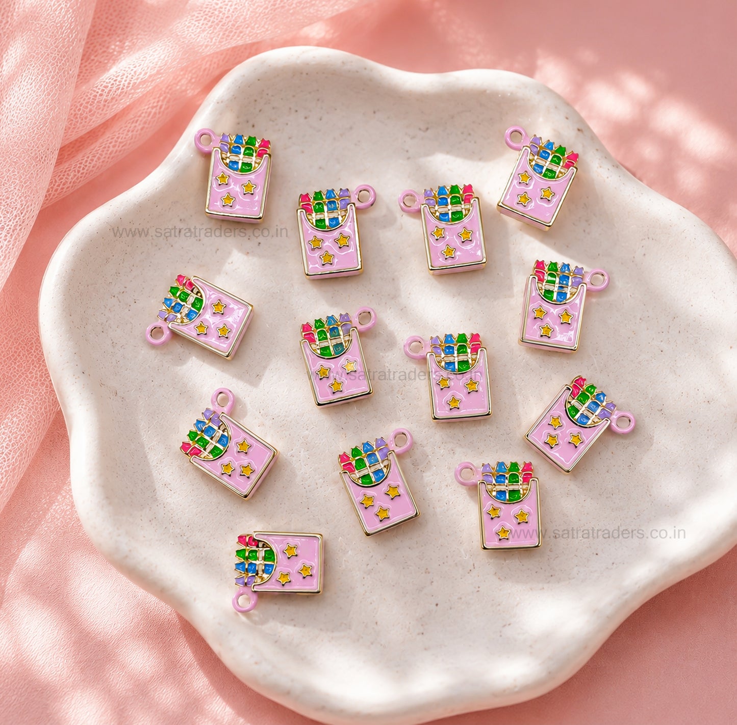 Enamel Crayon Box Charm | Qty : 1pcs | CHE177