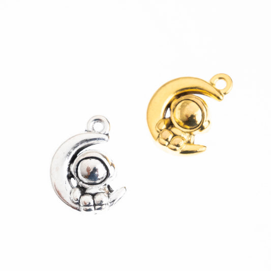 Astronaut Alloy Charms | Size : 12mm | Qty : 100g (approx 40pcs)