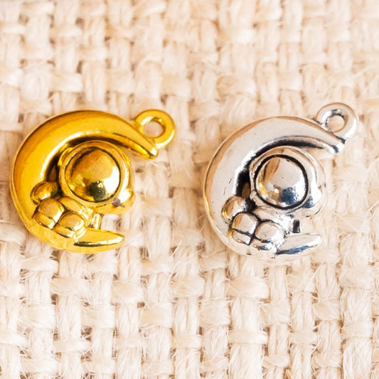 Astronaut Alloy Charms | Size : 12mm | Qty : 100g (approx 40pcs)