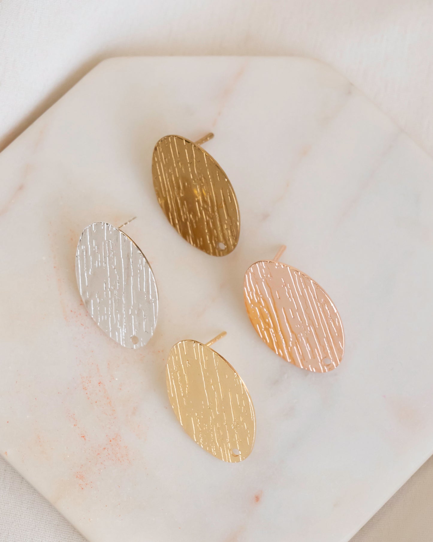 Oval Metal Base Earring Stud (Lines)| Size : 24mm | 6pcs | EF39
