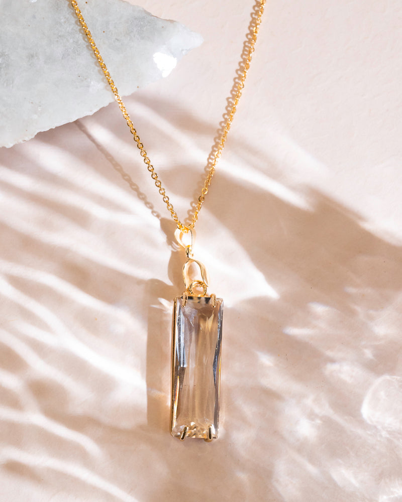 Luxure Clear Stone Pendant Necklace