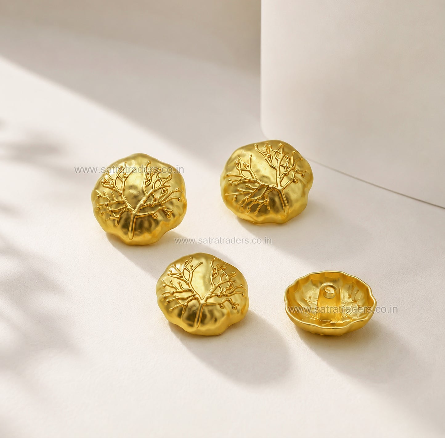Matte Tree Shank Button with Loop | Qty : 4pcs