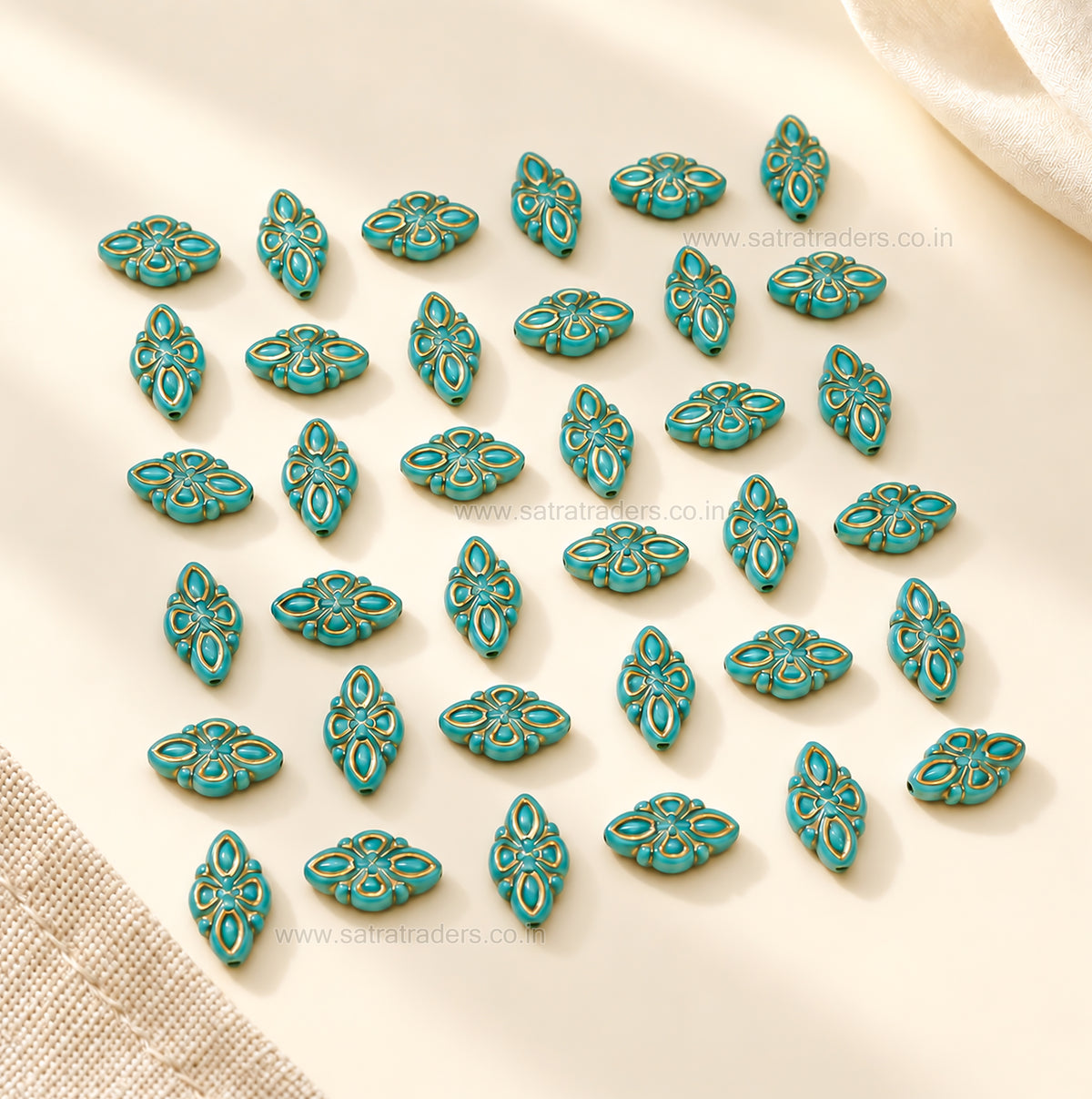 Diamond Oval Plastic Beads | Size : 16mm | PB89