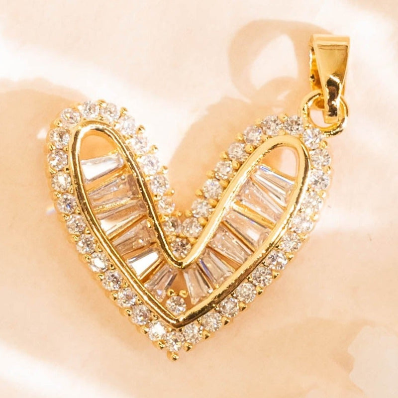 Heart Shape Luxure Diamond Charm Connector Pendant | Size : 20mm | 01Pcs