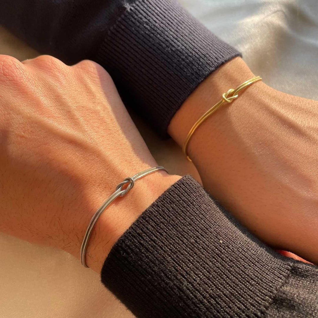 Love Knot Snake Chain Infinity Bracelet | Size : 5inch | Qty : 1 pcs