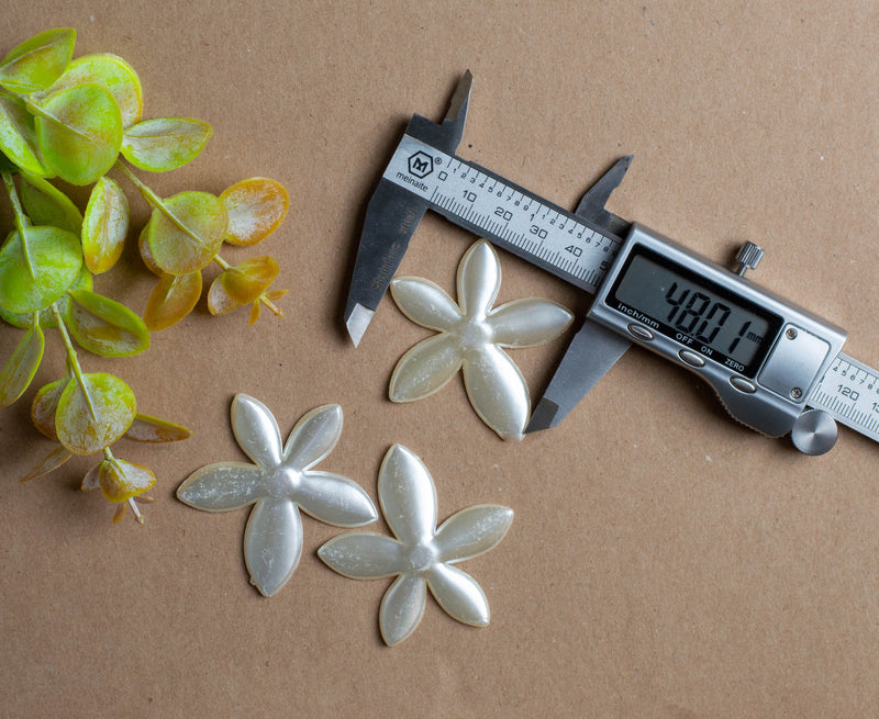 Plastic Pearl Flower | Size : 48mm | 500g | No Hole